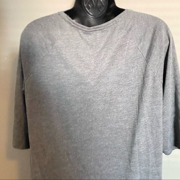 LINDEX Gray 3/4 Sleeve High Low Blouse Crew Neck - Picture 6 of 8